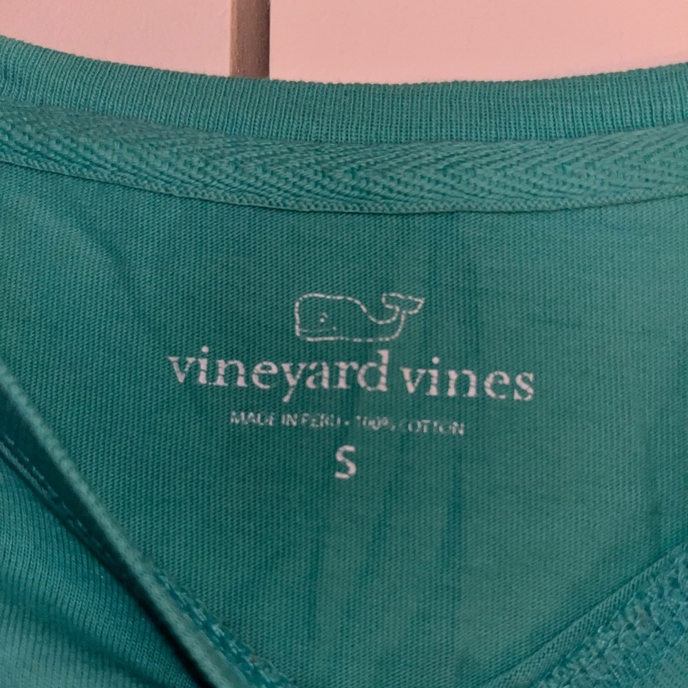 Vineyard Vines Long Sleeve - Picture 3 of 4
